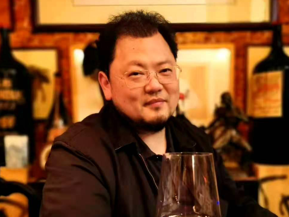 1609395693995438.png 佘炜.png