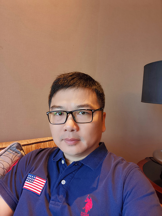 1625623598185282.jpg 汪峰1.jpg